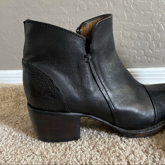 SUTRO FOOTWEAR Jones handcrafted leather boots - Picture 9 of 11